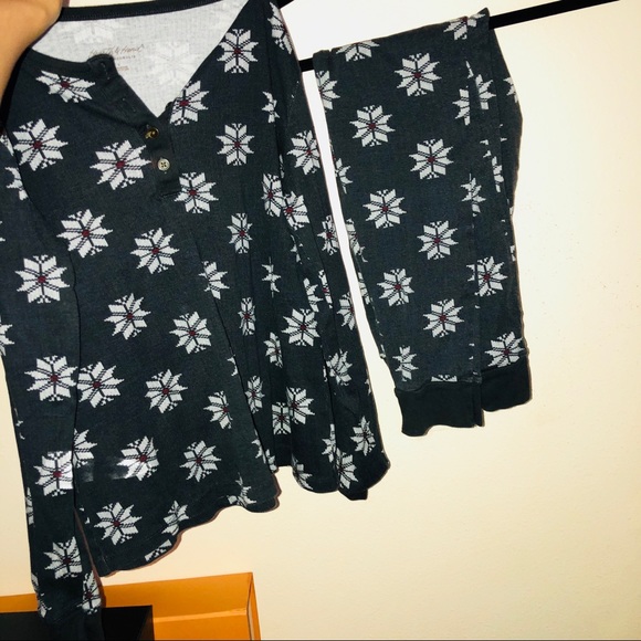 PJ set - Picture 3 of 4